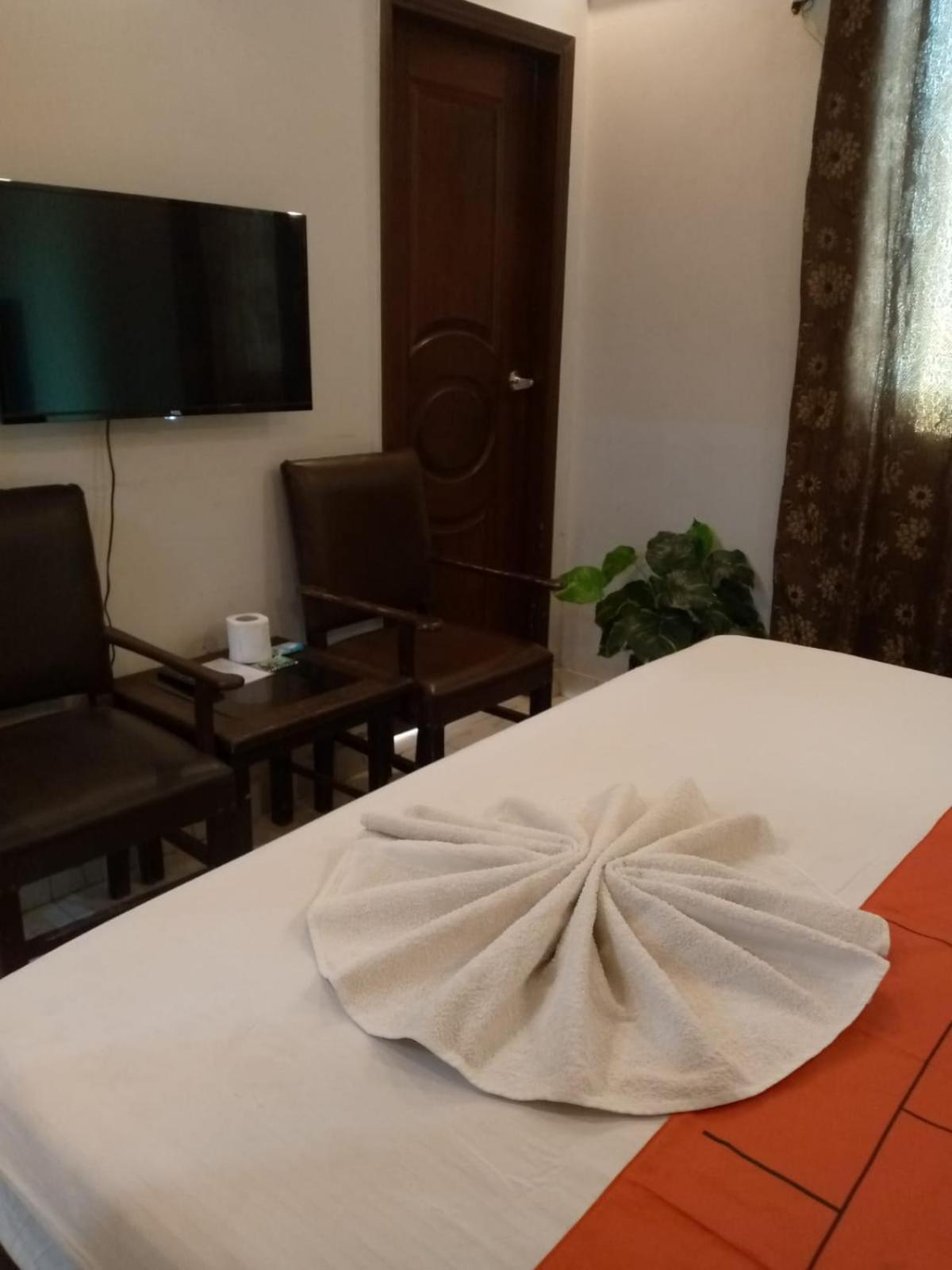 Goho Rooms Badar 卡拉奇 外观 照片