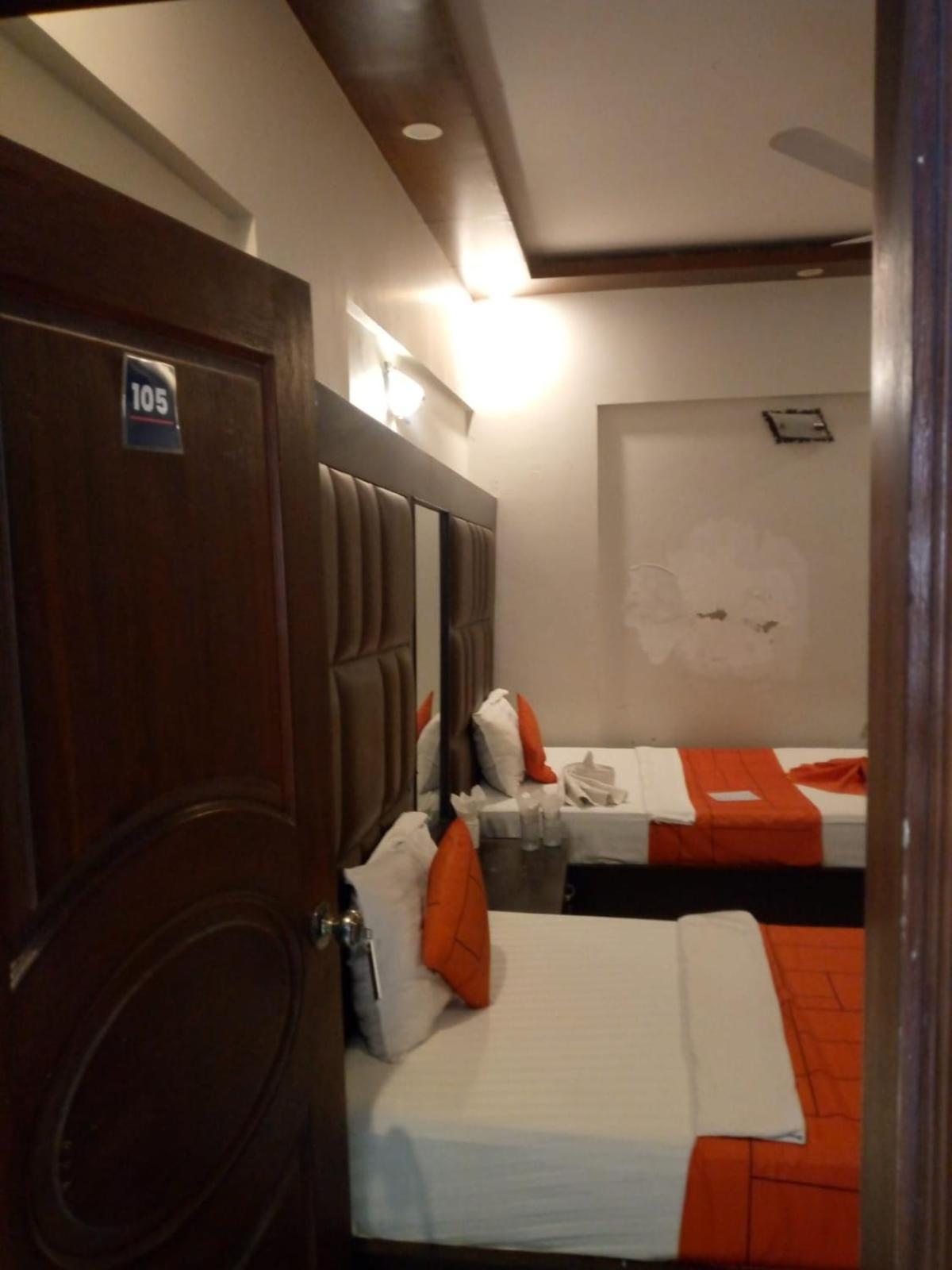 Goho Rooms Badar 卡拉奇 外观 照片