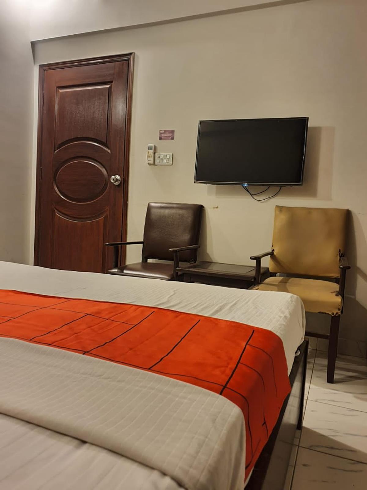 Goho Rooms Badar 卡拉奇 外观 照片