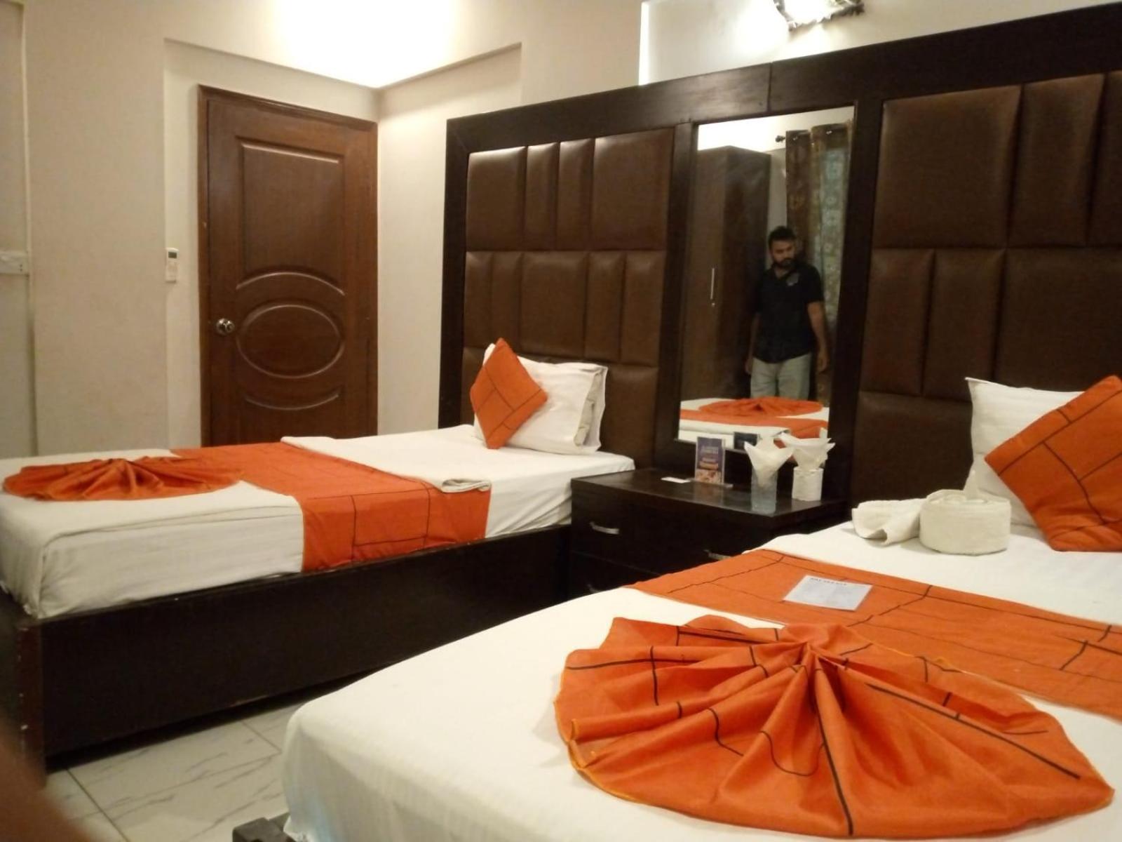 Goho Rooms Badar 卡拉奇 外观 照片