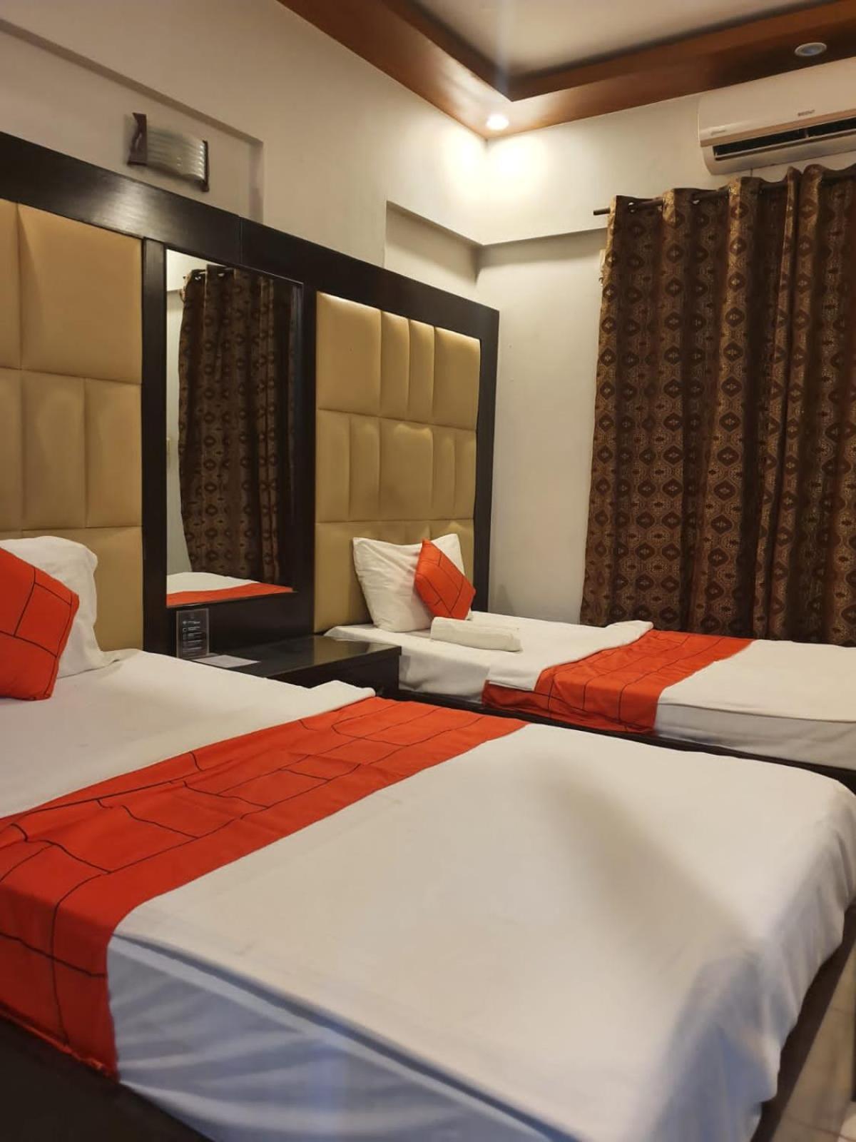 Goho Rooms Badar 卡拉奇 外观 照片