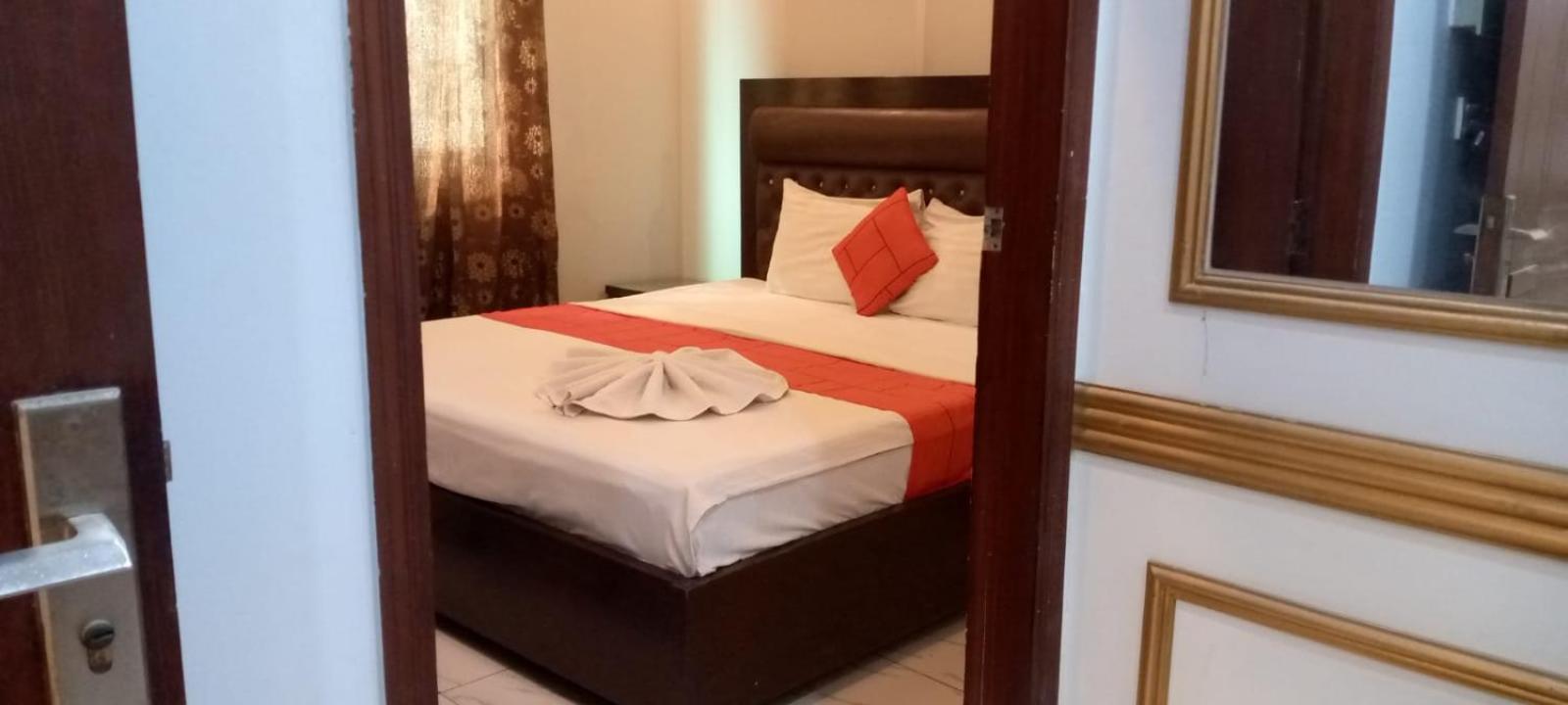 Goho Rooms Badar 卡拉奇 外观 照片