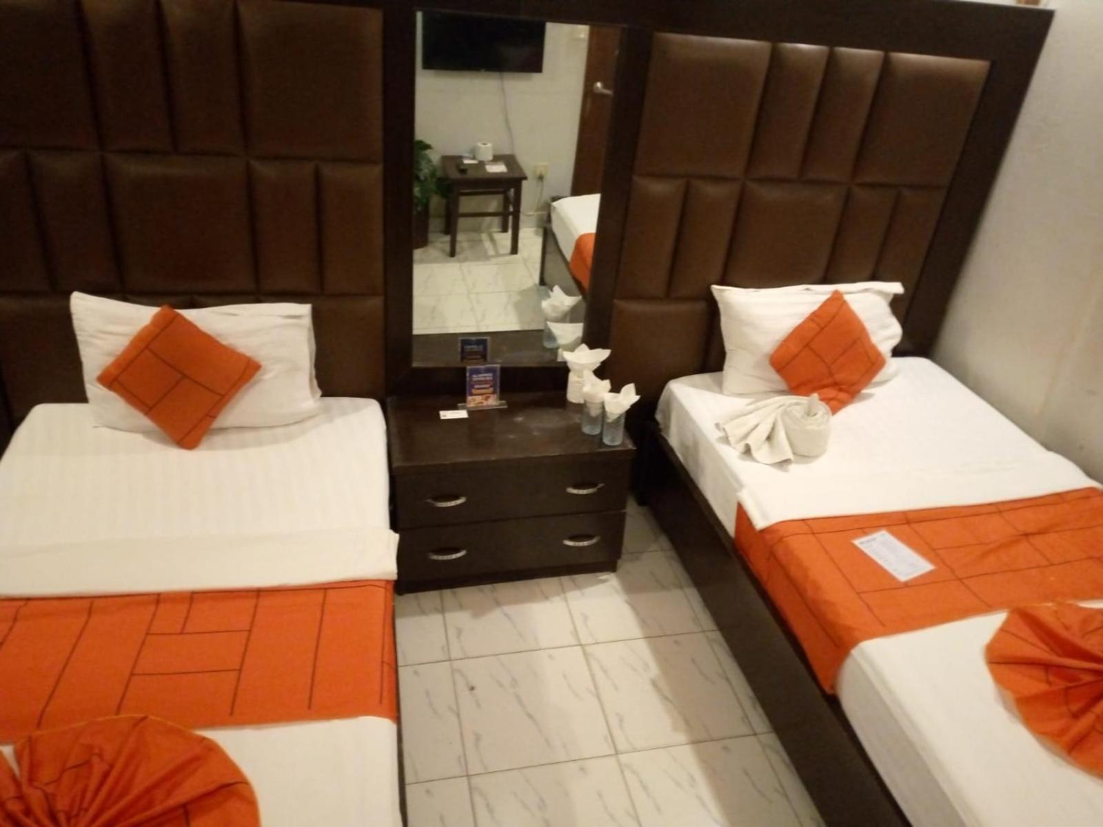 Goho Rooms Badar 卡拉奇 外观 照片