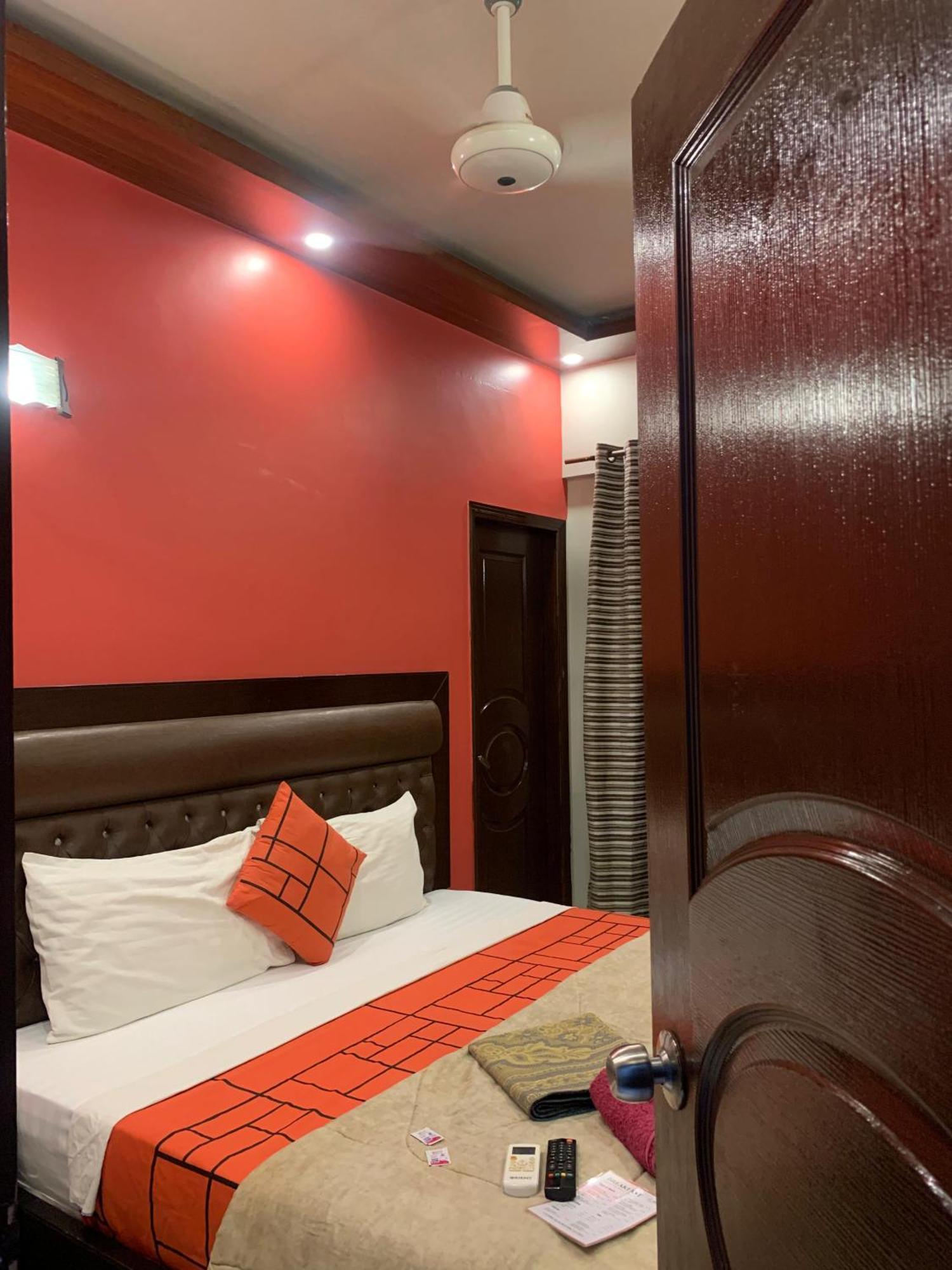 Goho Rooms Badar 卡拉奇 外观 照片