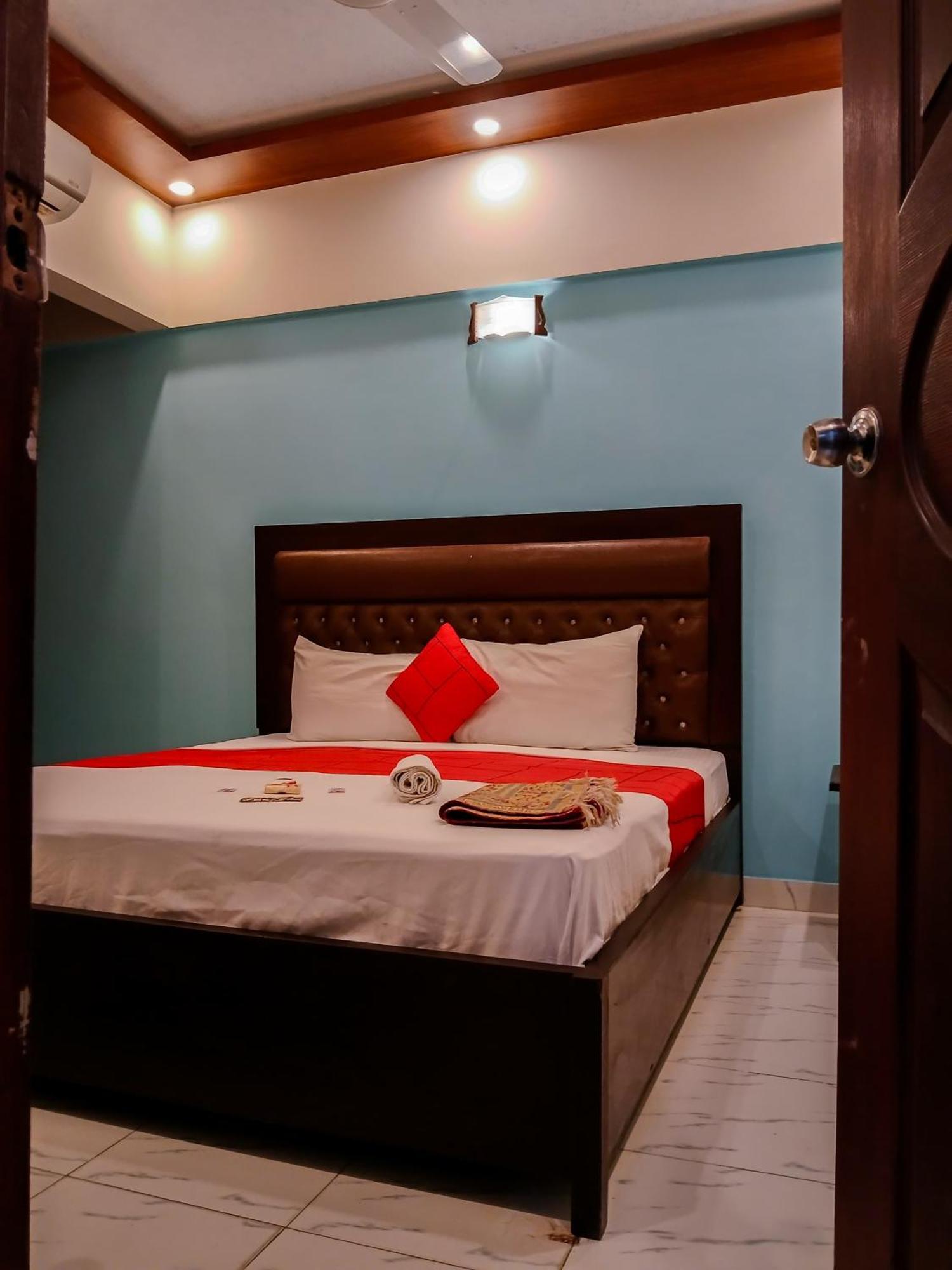 Goho Rooms Badar 卡拉奇 外观 照片